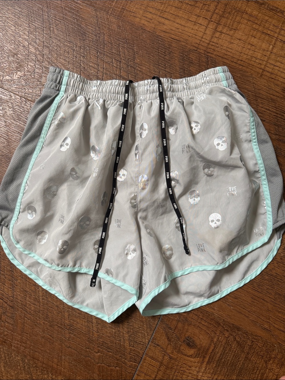 Victoria’s Secret PINK Love Pink Skull Running Shorts XS Silver Foil Y2K